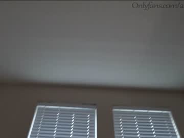 latina cam couple ari_lovexo image #1305283