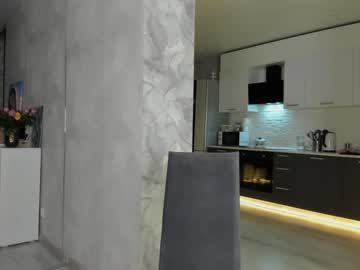 latina cam girl mia_devill image #2850513