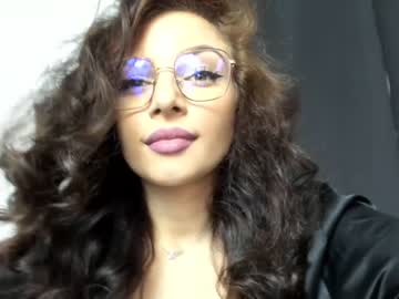 latina cam girl 9harlotte99 image #1039270
