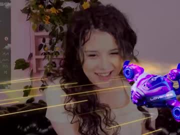 latina cam girl sharlotte_gilbi image #1487319