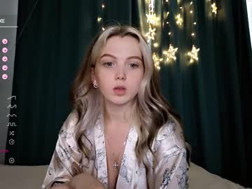 latina cam girl small_blondee image #3398939
