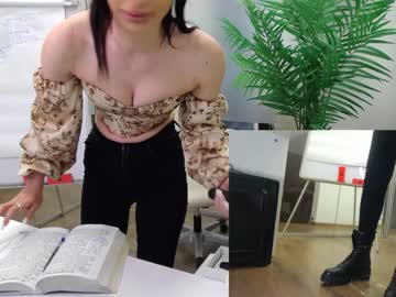 latina cam girl babesgowild image #2963503