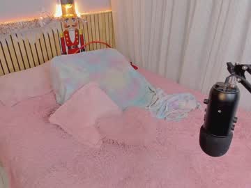 latina cam girl little_effy18 image #3961307