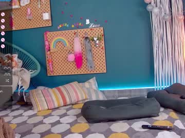latina cam girl careful_i_bite image #1707200
