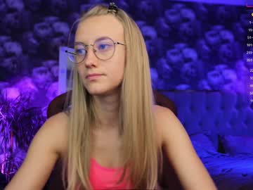 latina cam girl angeellina image #2300403