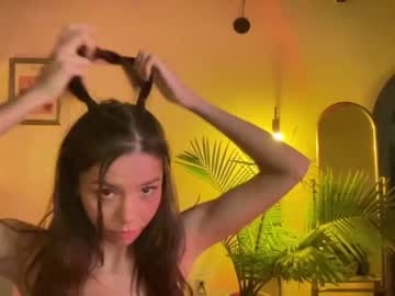 latina cam girl lilyofearth image #4489786
