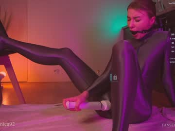latina cam girl bronnica image #1573446