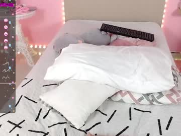 latina cam girl little_effy18 image #994946