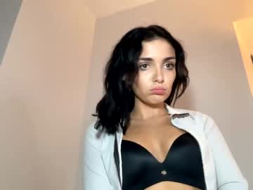 latina cam girl lydbabyyy69 image #4469532