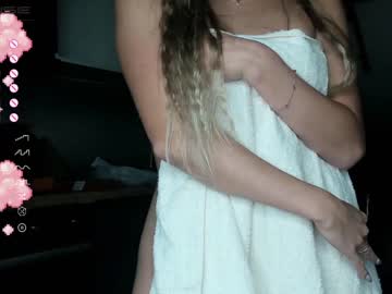latina cam girl mxxnsxsul image #1755332