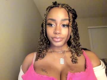 latina cam girl napudi1 image #4111735