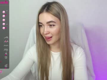 latina cam girl yourvirusqueen_ image #1493603
