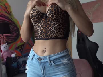 latina cam girl beyllove_d image #767876