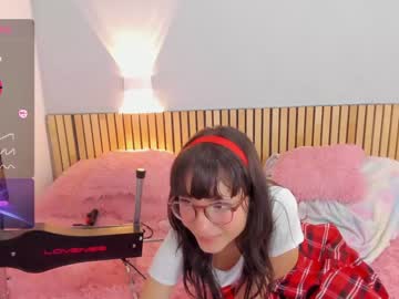 latina cam girl little_effy18 image #3600000