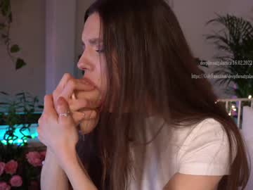 latina cam girl _deepthroatgalactica image #759152