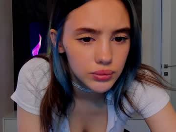 latina cam girl angella_kleee image #3631616