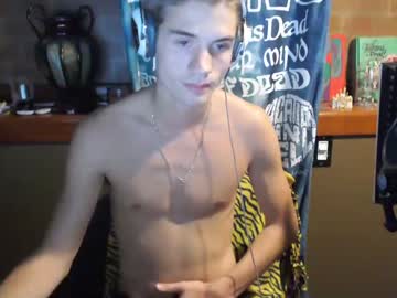 latina cam man kjam3s image #1832396