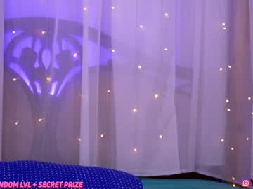 latina cam girl lana_lee_ image #3797560