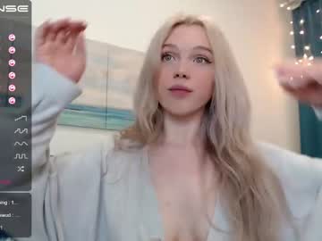 latina cam girl small_blondee image #912865