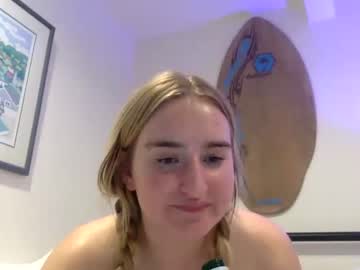 latina cam girl daisywave image #2530552