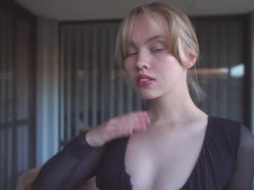 latina cam girl bibi_it_is image #3906023