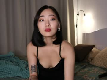 latina cam girl refined_style image #3300449