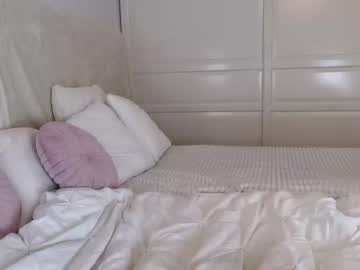 latina cam girl lilemilyy image #4436064