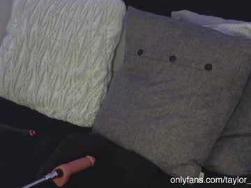 latina cam girl taylor_love_303 image #977962