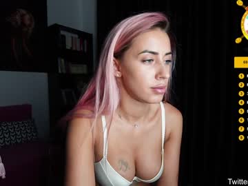 latina cam girl laurabae_ image #163741