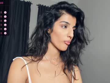 latina cam girl suzannedavise image #3882863