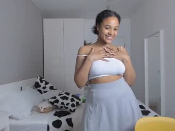 latina cam girl lakysha_ image #3270398