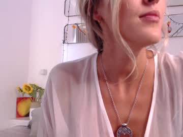 latina cam girl sweetboobss1 image #3967233