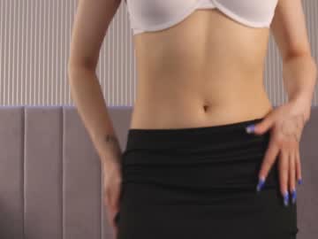 latina cam girl angella_kleee image #3086955