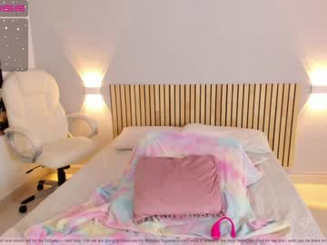 latina cam girl little_effy18 image #2789973