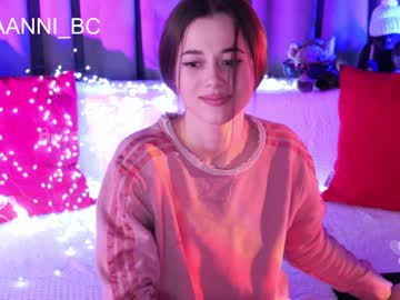 latina cam girl taanni_bc image #2058342