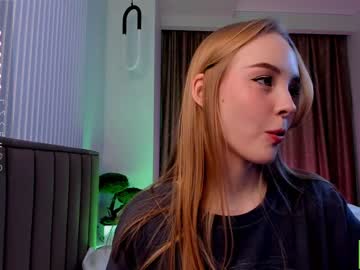 latina cam girl lissa_meooow image #4318747