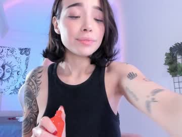 latina cam girl uhhottie image #4015683