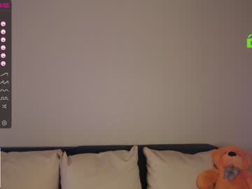 latina cam couple alice_loyse_ image #1619208