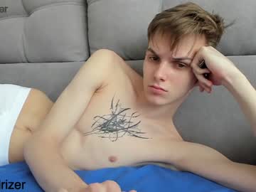 latina cam man horny_jerk_roy_prick2001 image #1077962