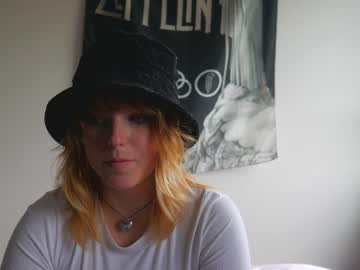 latina cam girl sisypheanlove image #3816347