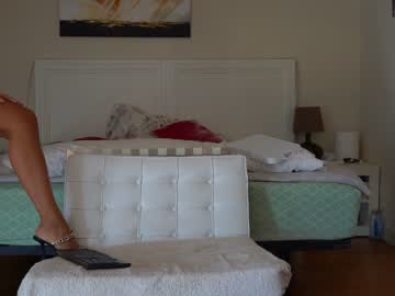 latina cam girl layanaqueen image #1198266
