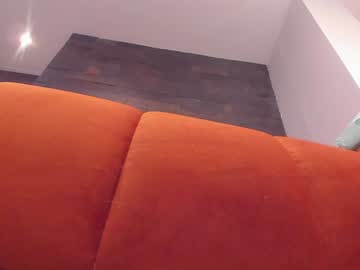 latina cam girl vanandjuani image #3237913