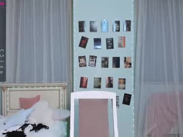 latina cam girl azumi_01 image #913391