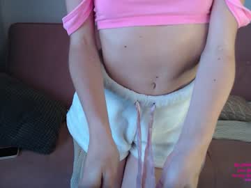 latina cam girl elli_harmon image #3341519