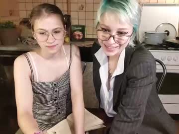 latina cam girl mekyy_no_neko image #3105375