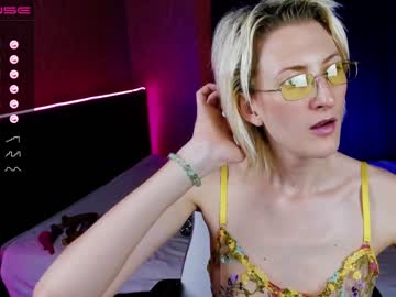 latina cam girl eva__blonde image #1395785