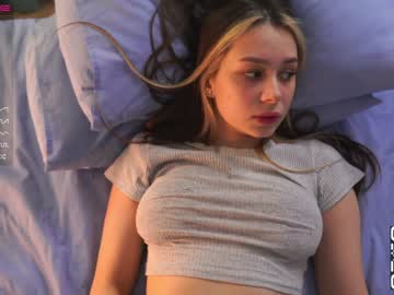 latina cam girl cinacramby image #2874315