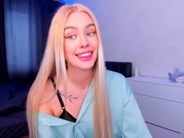 latina cam girl 8a8y_nura image #2582738