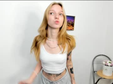 latina cam girl nobarbie image #3385826