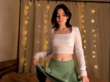 latina cam girl amandamedrano image #2461434